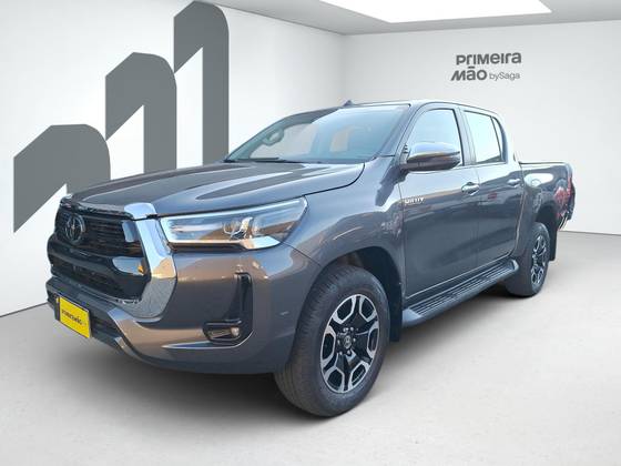 TOYOTA HILUX 2.8 D-4D TURBO DIESEL CD SR 4X4 AUTOMÁTICO